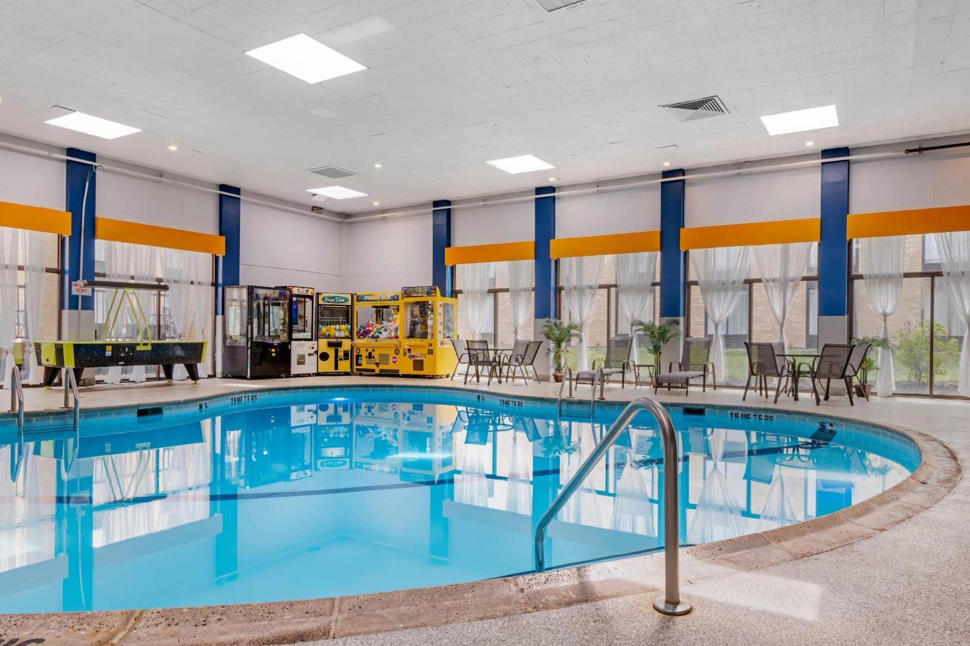 Comfort Inn Msp Airport - Mall Of America Μπλούμινγκτον Εξωτερικό φωτογραφία